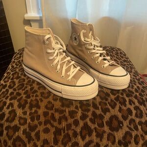 Converse-high tops